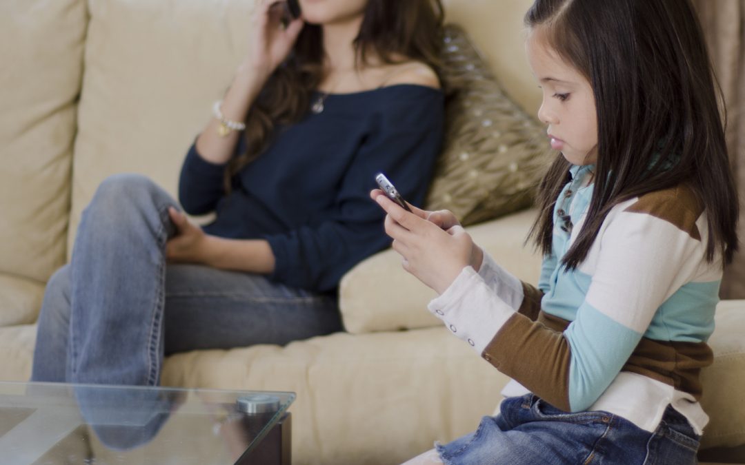 Teaching Our Kids to Be Awesome People Online