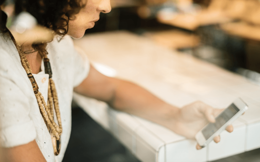 8 Ways to Help Your Kids Put Down Their Phone