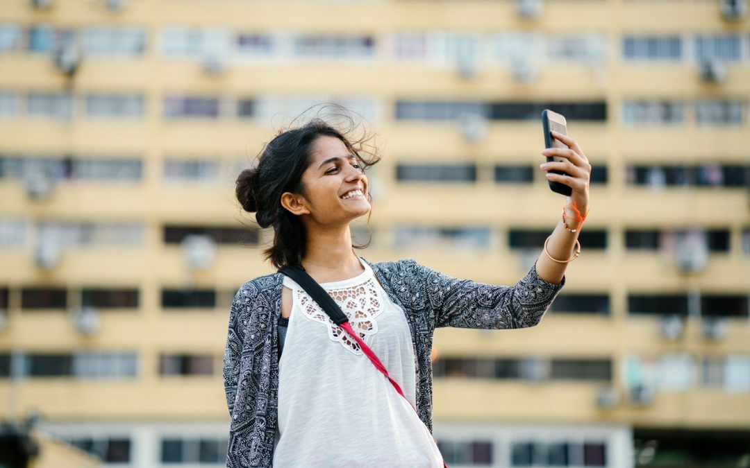 Is Your Teenager a Fake?   Four Steps to Creating Authenticity On and Off Social Media